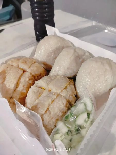 Berkas:Pempek kapal selem.jpg