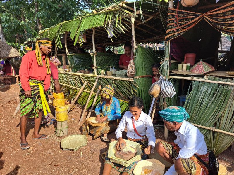 Berkas:Festival Pangan Neke NTT.jpg