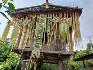 Lumbung padi di bali.jpg