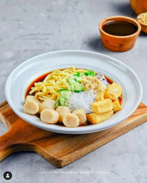 Berkas:Gambar Rujak Mie.jpg